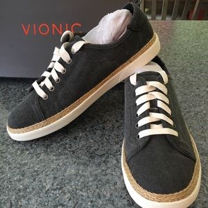 Vionic Hattie Shoes